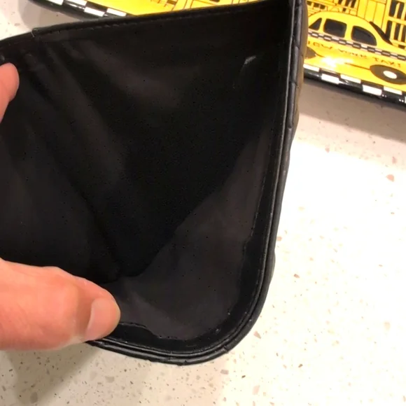 Tous Women's Bi-Fold Wallet - Picture 6 of 6